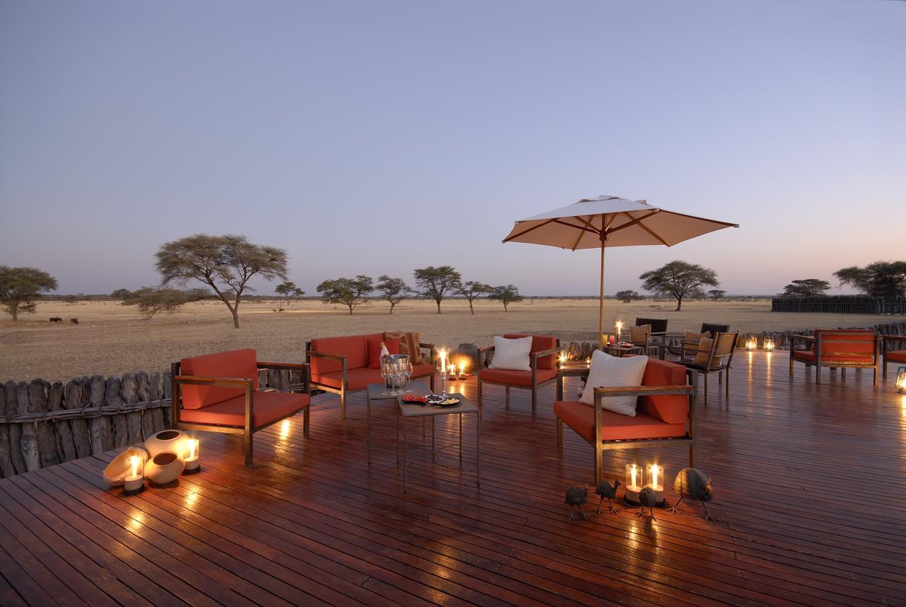 Frans Indongo Lodge Otjiwarongo Exteriör bild